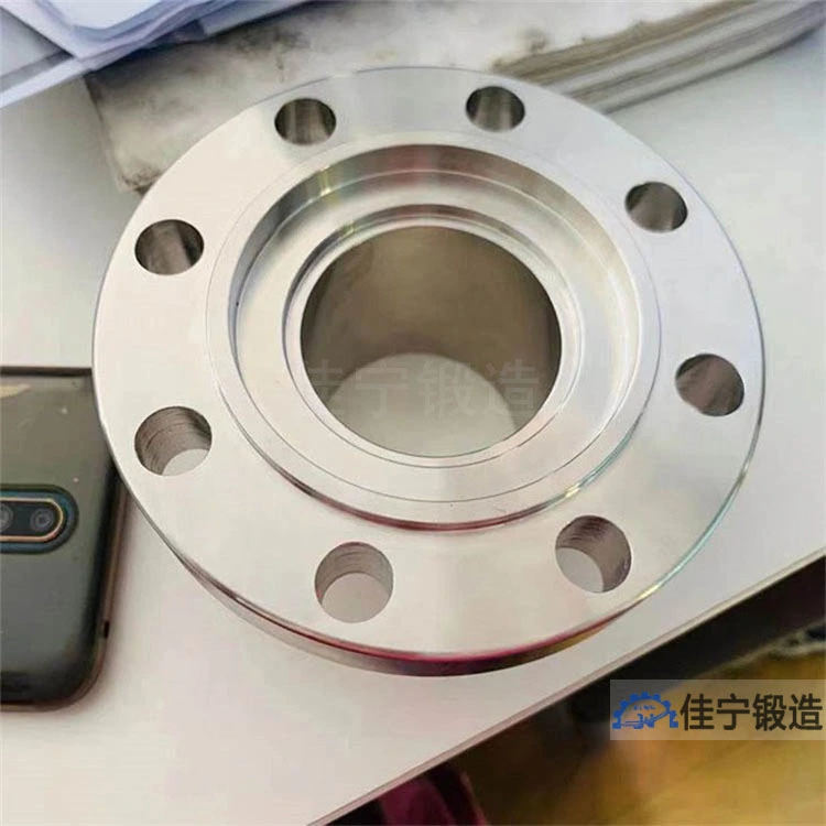 冲压翻边法兰盘