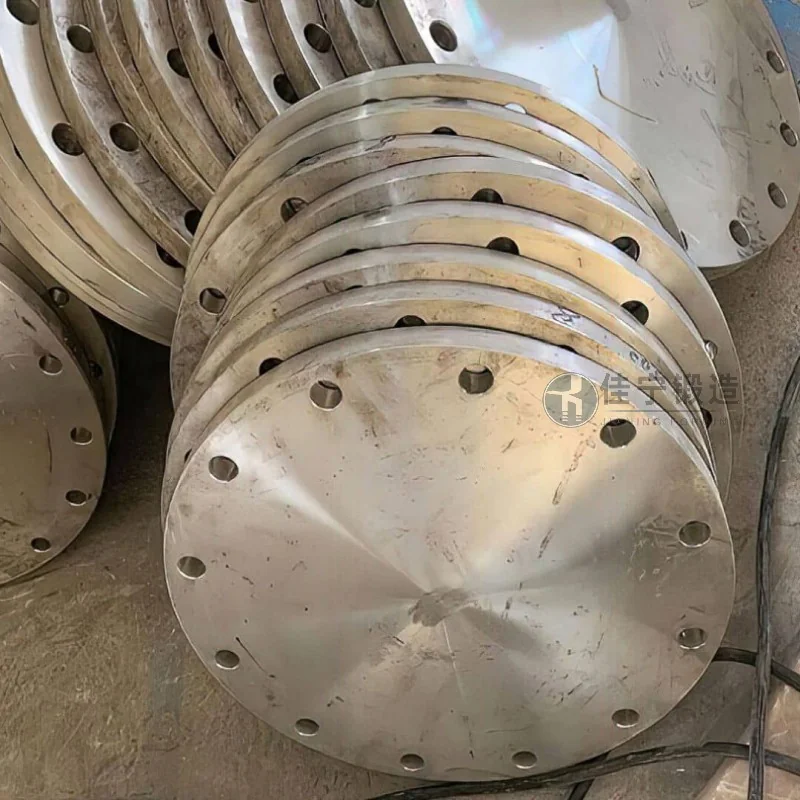 合金钢盲板法兰特点