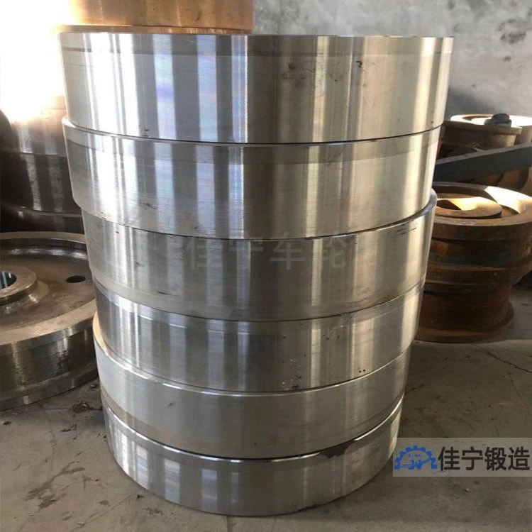 起重机行车锻打钢轮车轮锻件