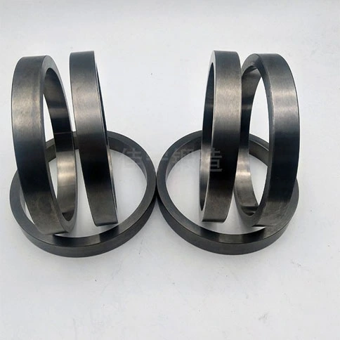 多相模合金钢锻件(图1)